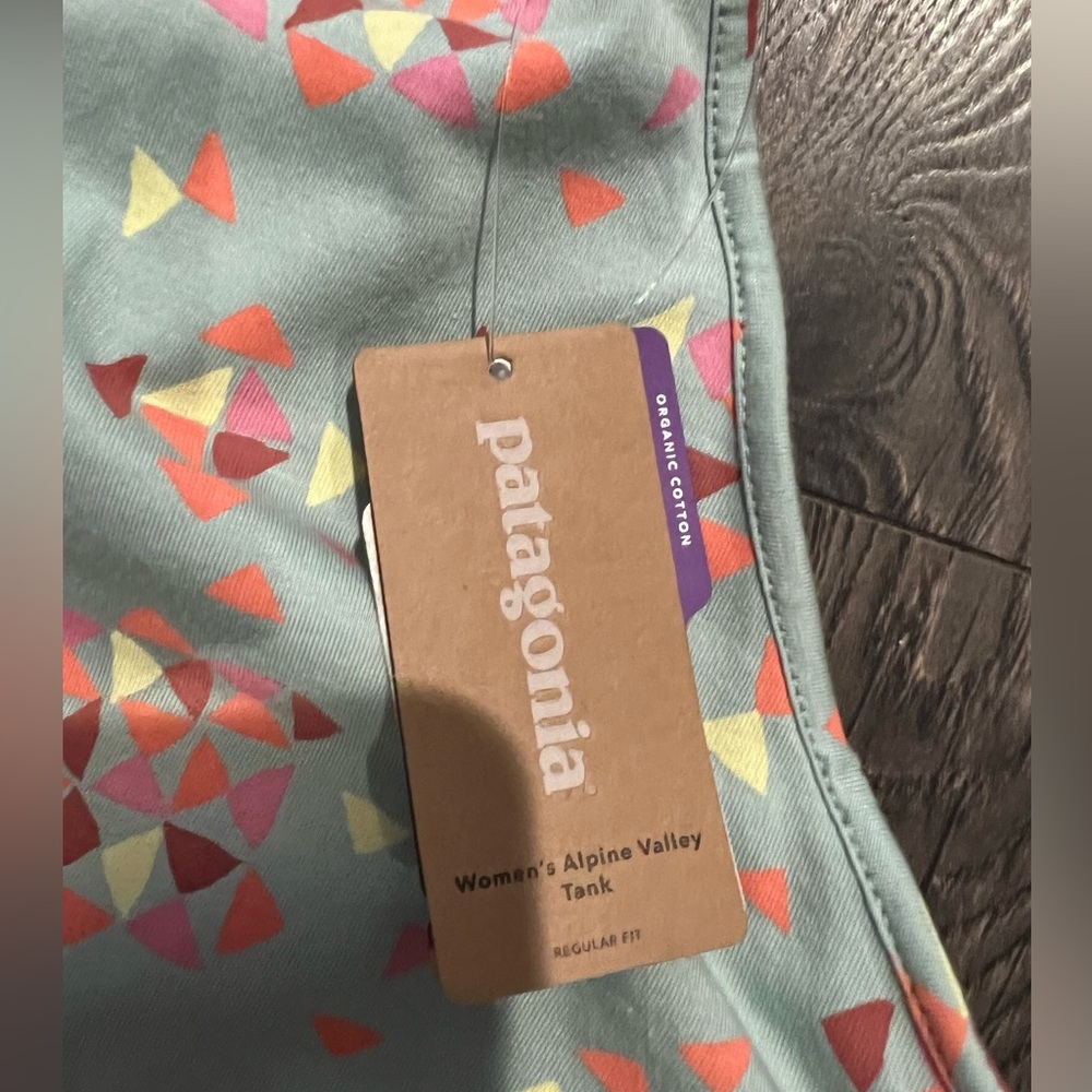 Patagonia womens tank brand new with tags. Size large - Picture 2 of 6